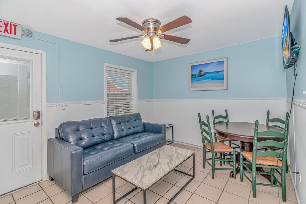 125 Atlantic Avenue Unit E - Pet Friendly! Walk To The Beach And Pier!1Br -1Ba - Sleeps 2-4 Guests! Μιρτλ Μπιτς Εξωτερικό φωτογραφία