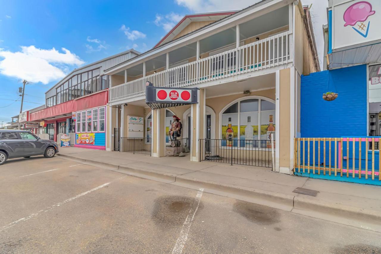 125 Atlantic Avenue Unit E - Pet Friendly! Walk To The Beach And Pier!1Br -1Ba - Sleeps 2-4 Guests! Μιρτλ Μπιτς Εξωτερικό φωτογραφία